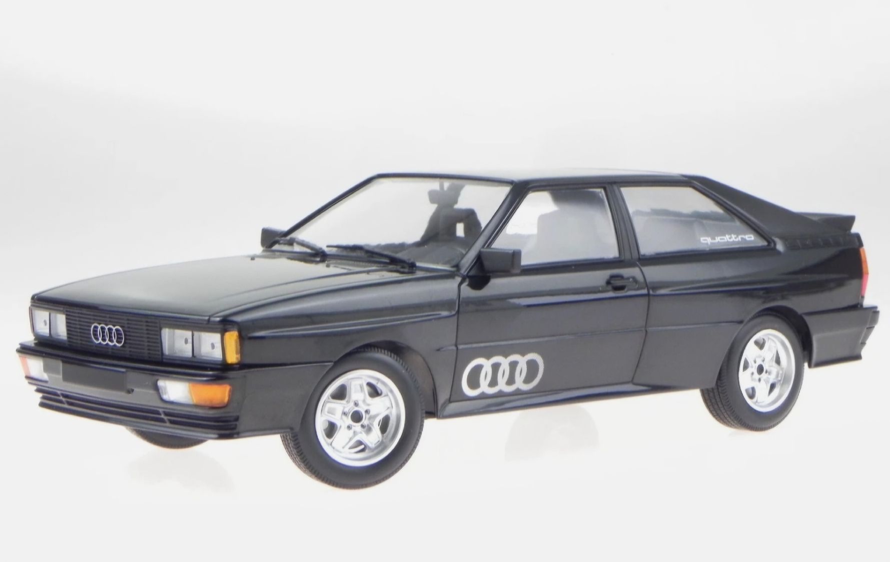 Minichamps Voitures modèles: Audi Quattro 1:18 – Neuf (Voir description) à Steinen par Red_Eclipse