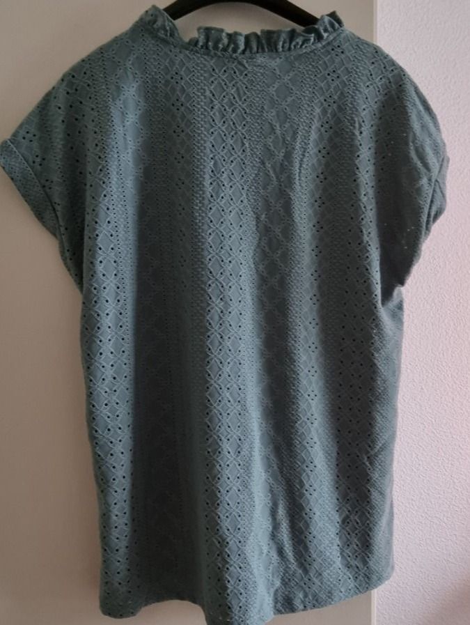 T-Shirts: Shirt  bestickt Gr. M – Neu und originalverpackt aus geroldswil von Gumball1 3