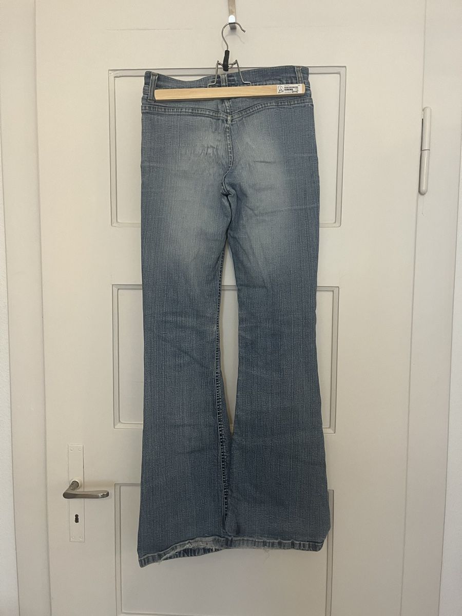 Jeans: Freesoul Jeans Schlaghose Gr. 26 – Usato da Basel venduto da and_j5sg 1