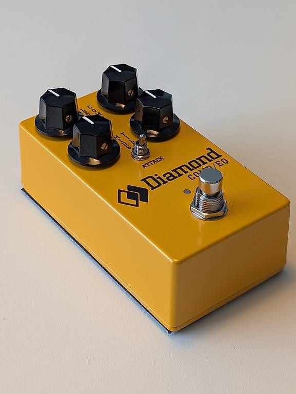 Strumenti musicali: Diamond Gitarren Compressor / EQ – Usato da Windisch venduto da Kookmeyer1 1