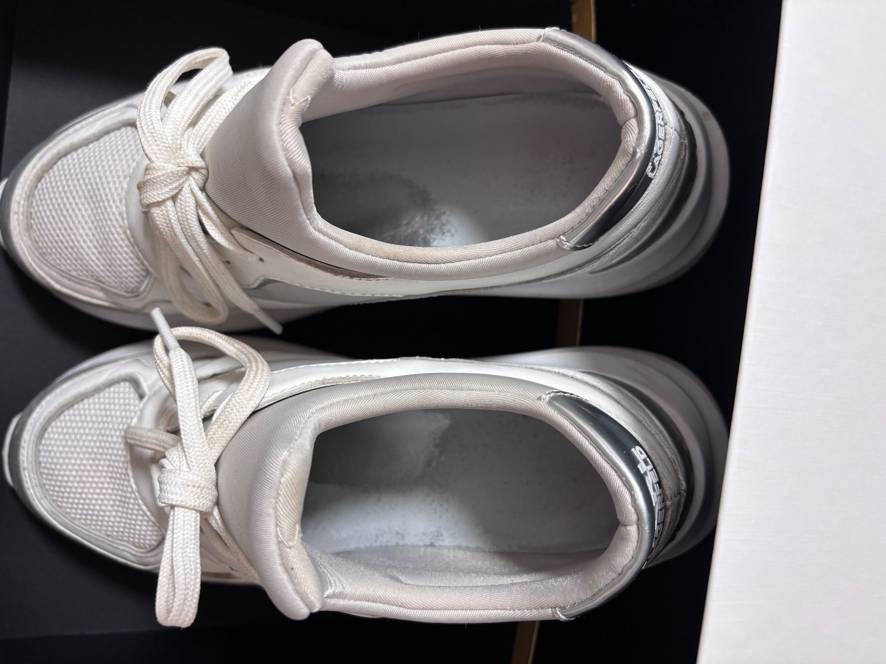 Karl Lagerfeld Scarpe da donna: Karl Lagerfeld Sneaker – Usato da Wetzikon ZH venduto da Deba26 2