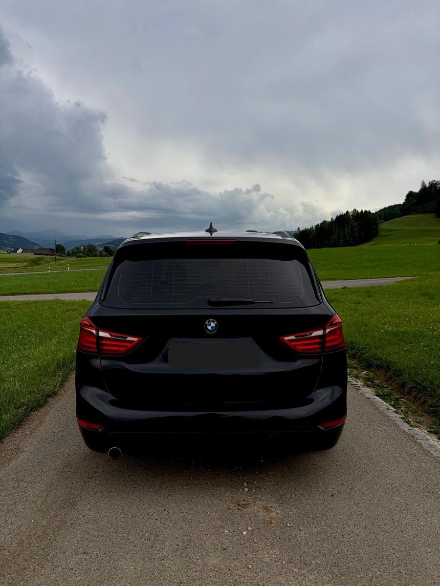 BMW Automobili: BMW / 218d / Tourer / Automat – Usato da Dietfurt venduto da LvLvLV 1