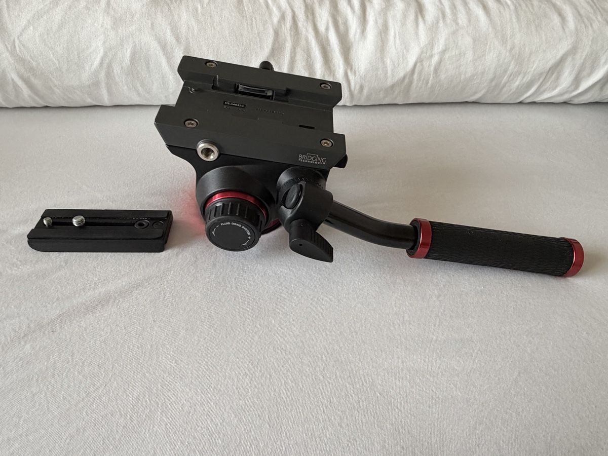 Manfrotto Treppiedi & Teste: Manfrotto MVH502AH  – Usato da Stansstad venduto da Mimon83 1