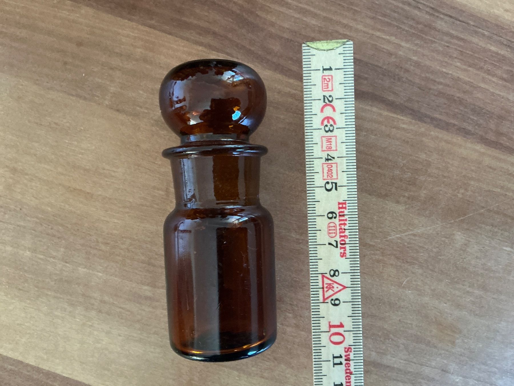 Matériel de laboratoire: Braune Glasfläschchen – D'occasion à Kirchenthurnen par Gluecksbrief 1