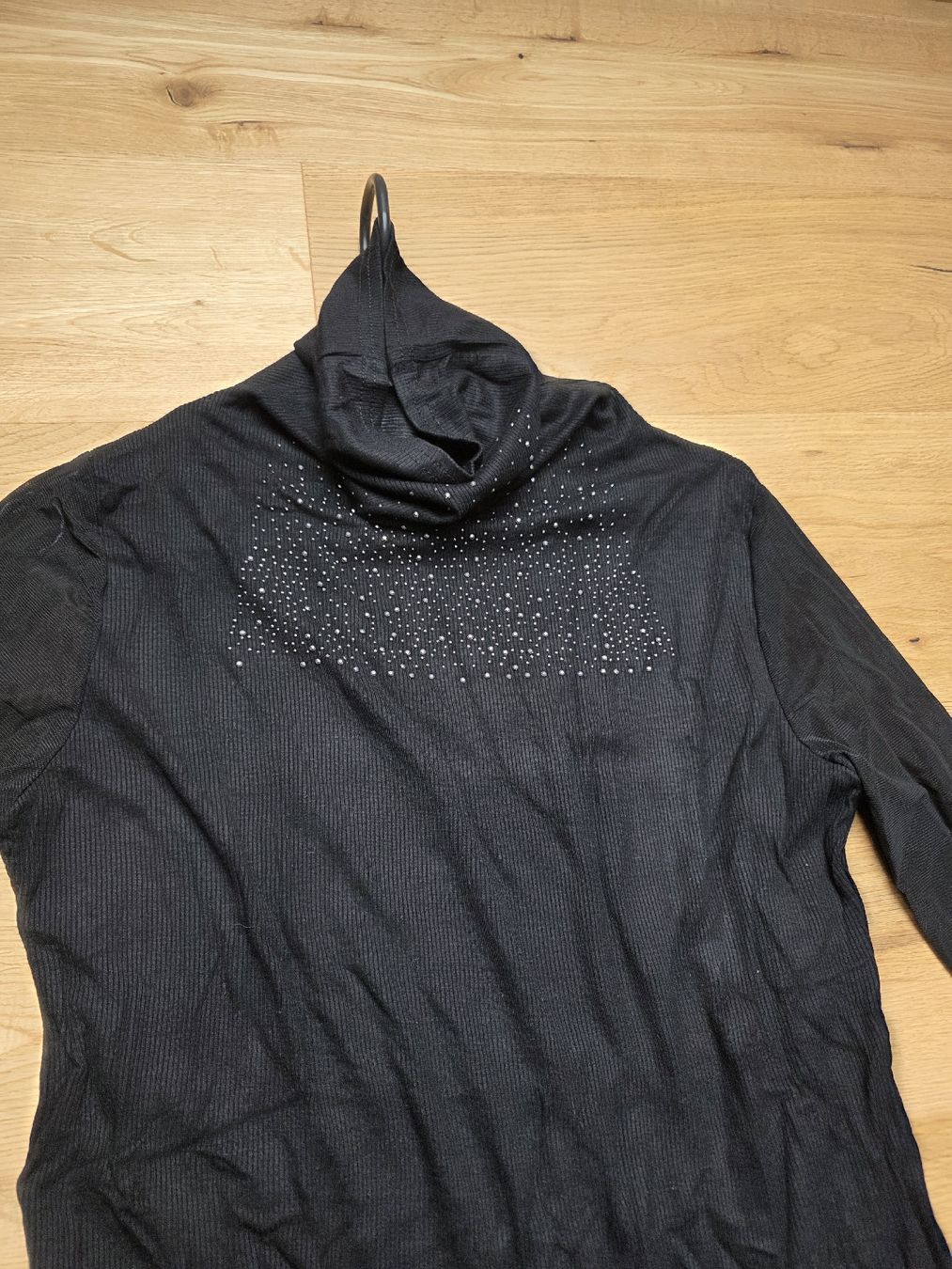 Maglioni & Felpe: Schwarzer Rollkragenpullover mit Strass – Nuovo (secondo la descrizione) da Toffen venduto da ver_x68f 2
