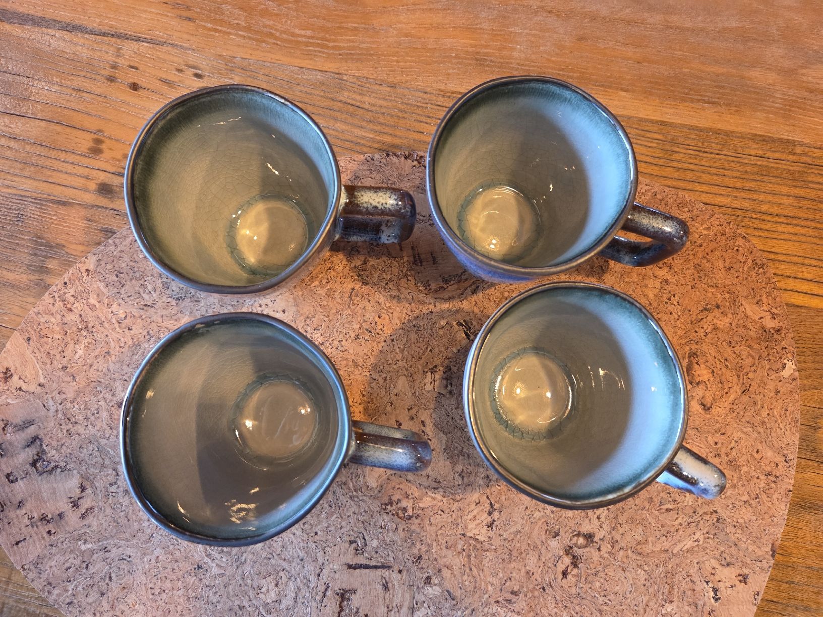 Tassen: 4 wunderschöne, einzigartige Kaffeetassen – Gebraucht aus Grosshöchstetten von Dirue 3