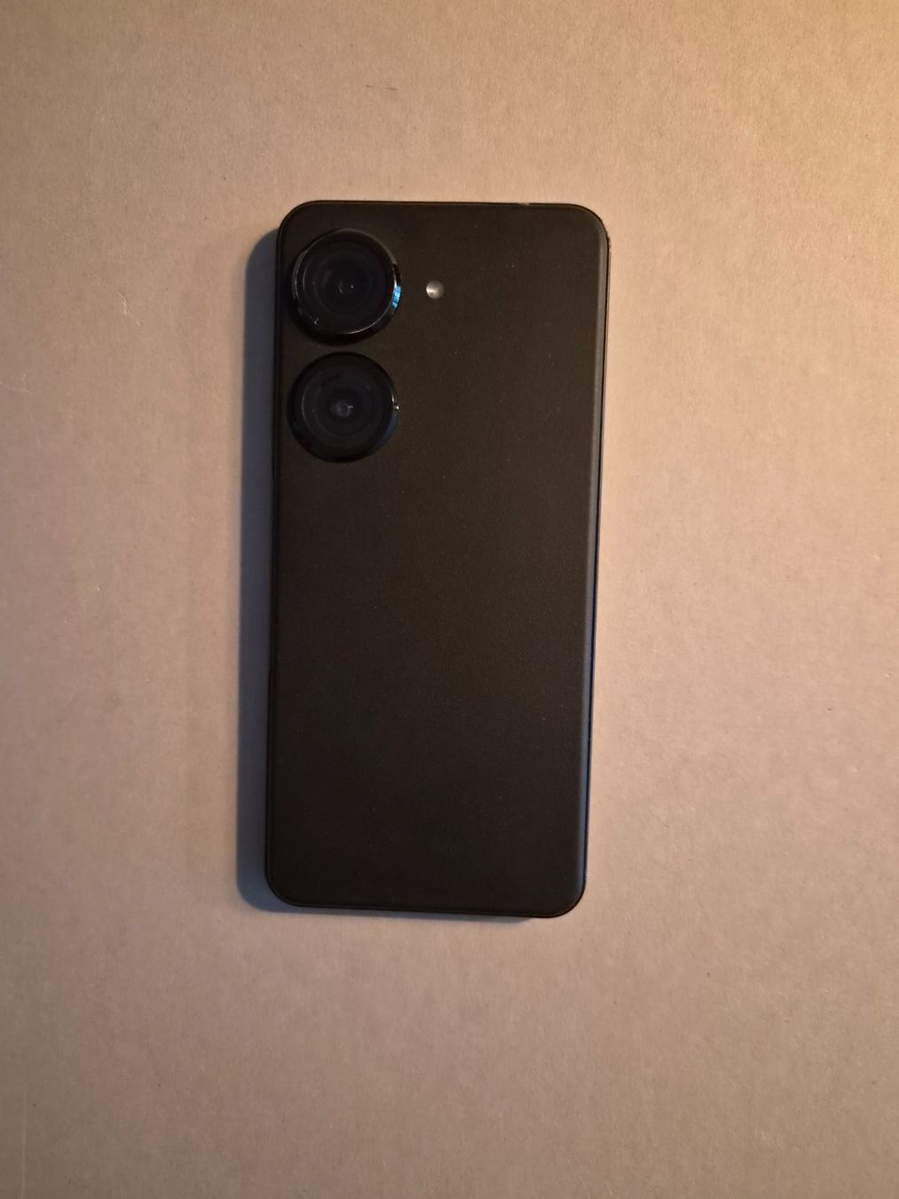 Asus Telefoni cellulari / Smartphones: Asus Zenfone 9 – Usato da Lützelflüh-Goldb venduto da alb_d9cx 2