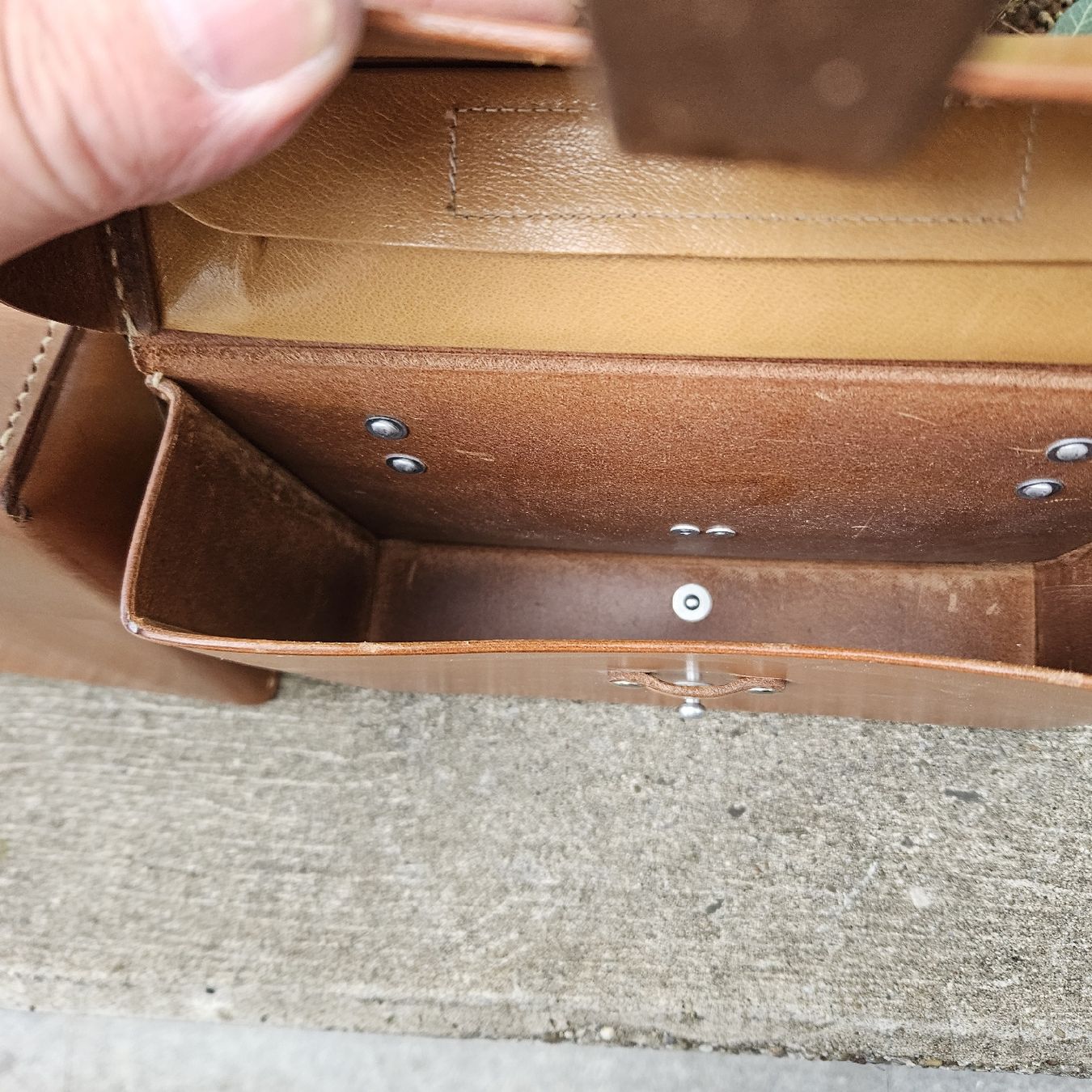 Borse: 3x LEDERTASCHEN – Usato da Muttenz venduto da Samba01 2