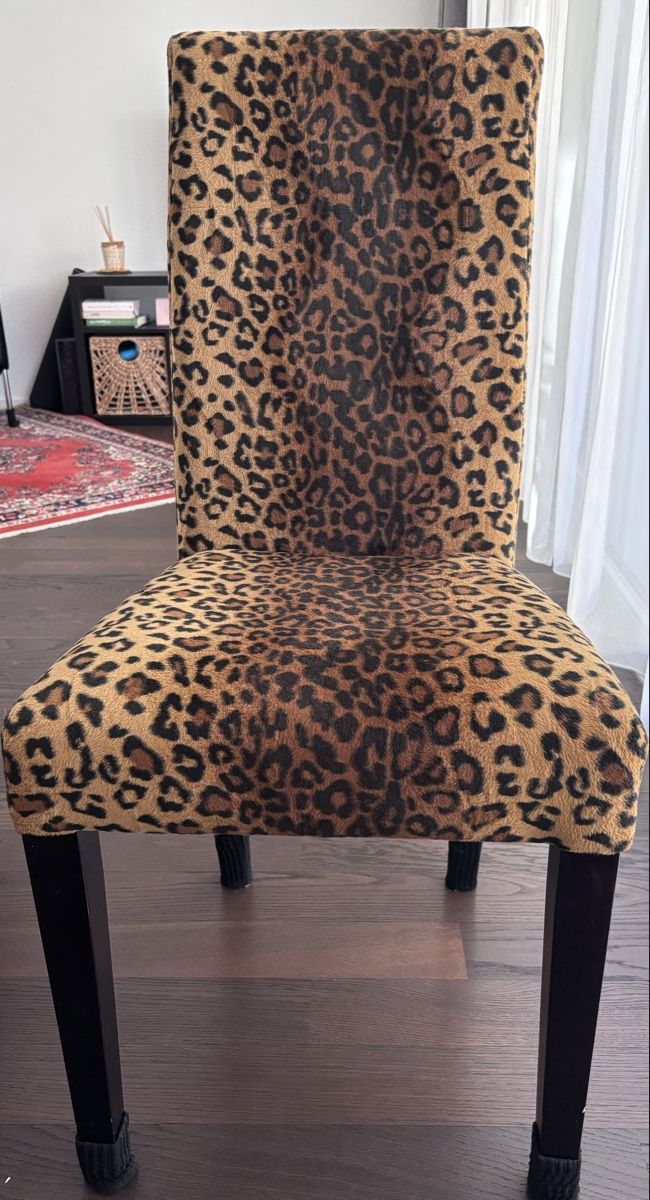 Chaises: Stuhl Leopardenmuster – D'occasion à Gränichen par Shopgirl13 1