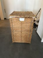Wäschekorb aus Rattan mit weissem Einsatz, gebraucht