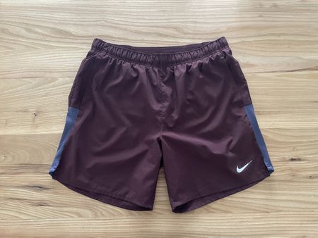 Nike Dri-Fit Laufshorts Herren Grösse XL guter Zustand