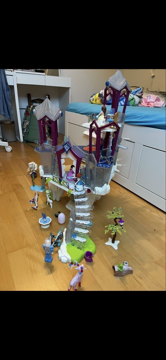 Playmobil Giocattoli: Playmobil Prinzessinnen Eispalast – Usato da Münchenstein venduto da mar_r9vk