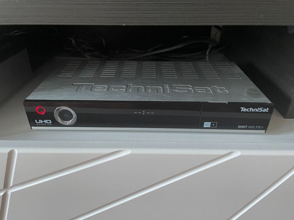 Satelliten Receiver Kaufen auf Ricardo