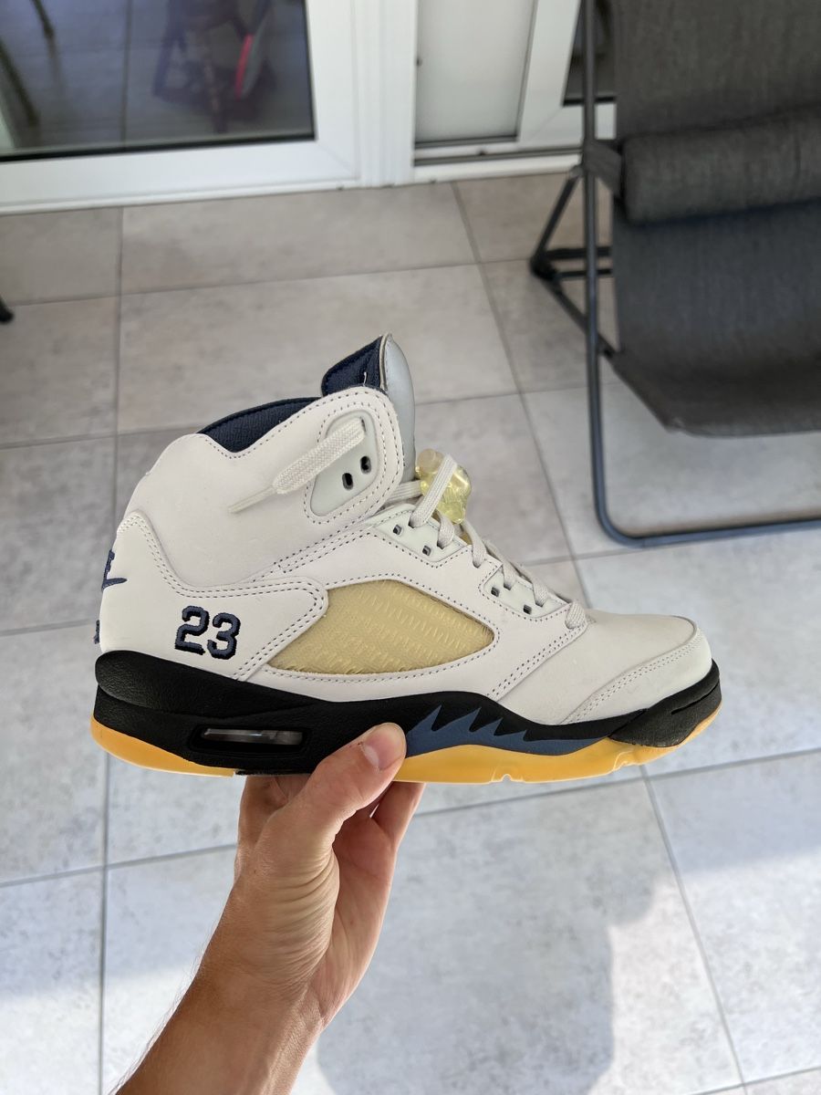 Jordan Herrenschuhe: Jordan 5 A Ma Maniére Dawn – Gebraucht aus Gordola von igo_9qdh 2