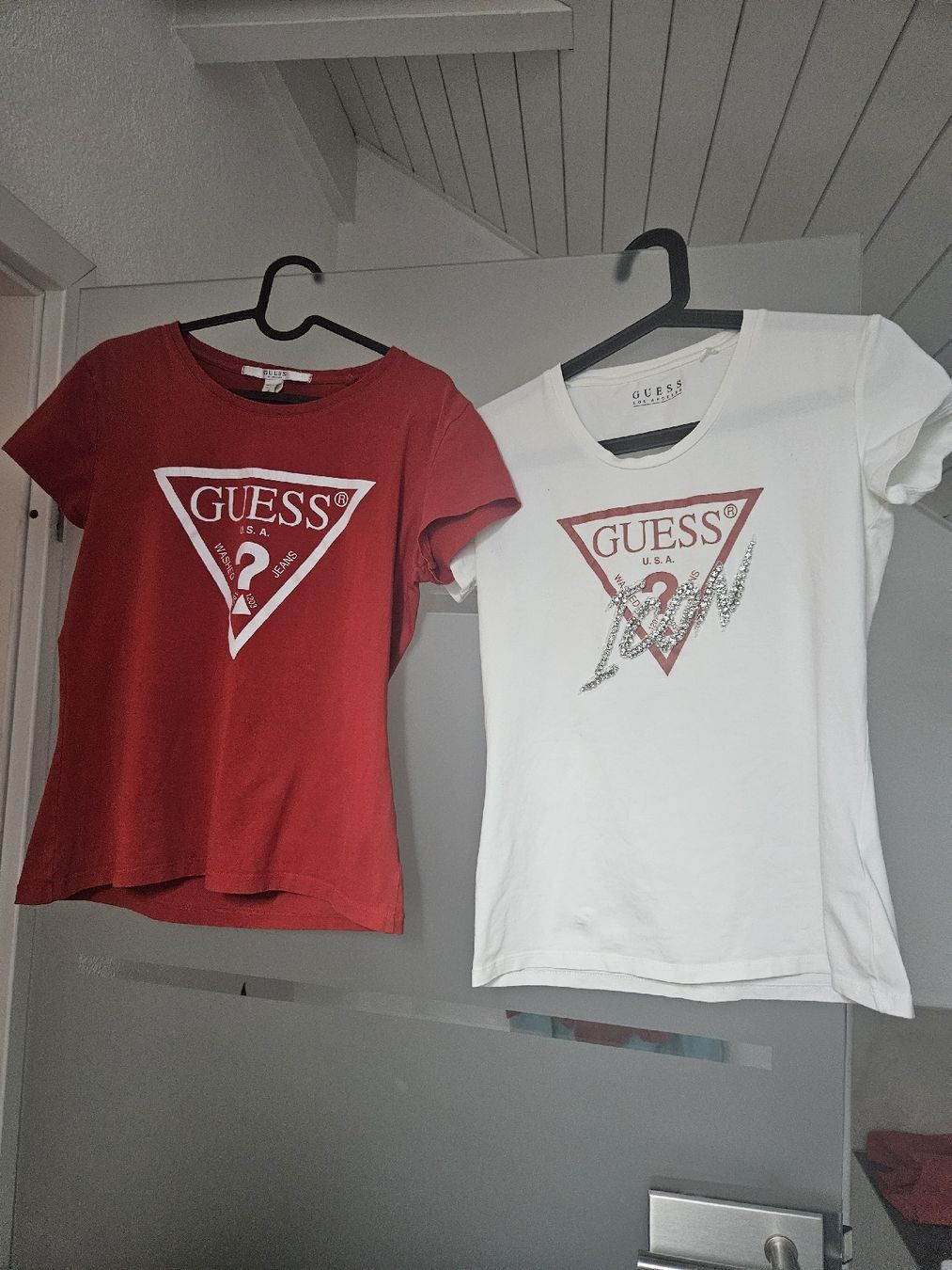 Guess T-Shirts: Guess T-shirts Gr.M – Gebraucht aus Niederwil AG von marciag