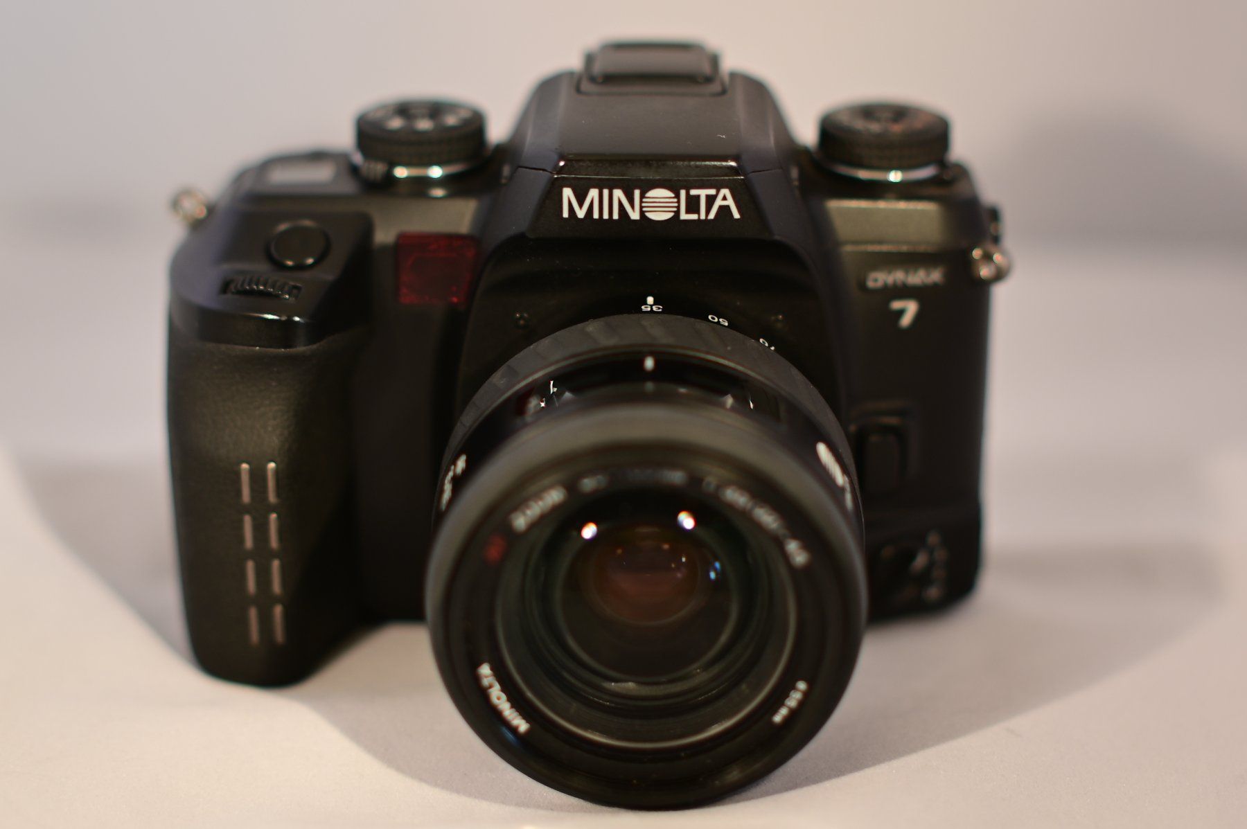 Minolta Fotocamera: Minolta Dynax 7 Spiegelreflexkamera mit 4 Objektiven – Usato da Uster venduto da Stoessda 2
