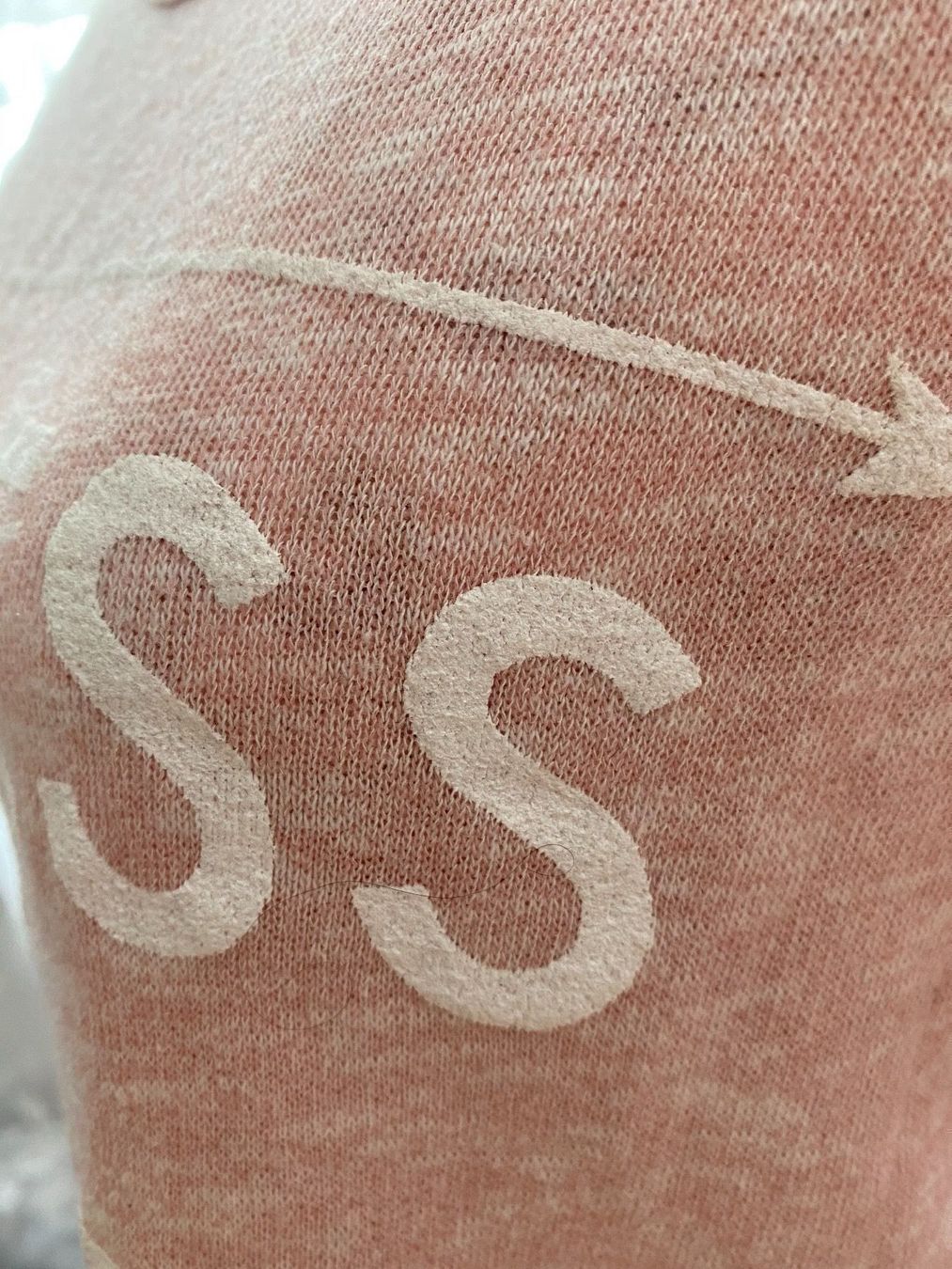 Pulls & Sweat-shirts: Sweatshirt mit Spitze rosa Gr S – D'occasion à Schönenberg ZH par Pfupfli1 1