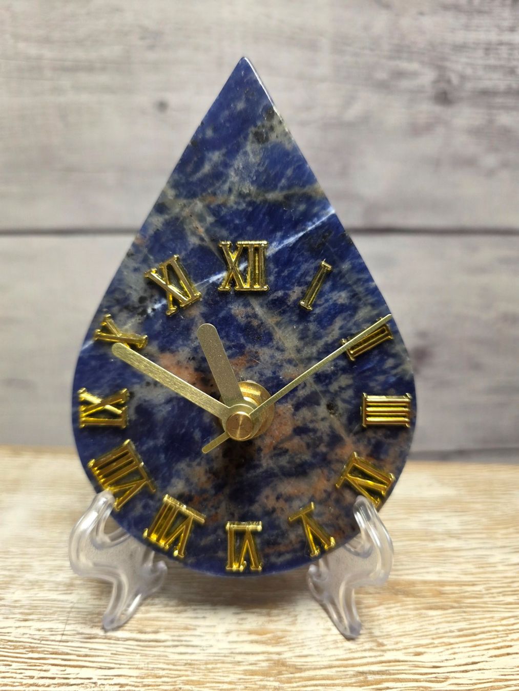 Mineralien & Heilsteine: Sodalith Uhr 180g – Neu und originalverpackt aus Matzingen von Shay_Crystalz
