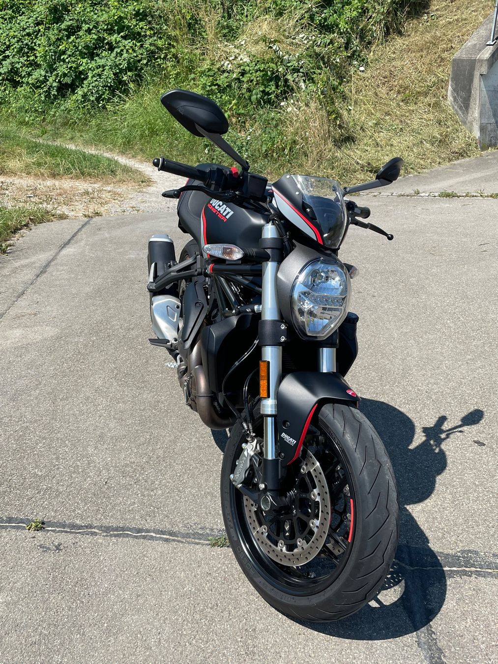 Ducati Strada: Ducati Monster 821 Stealth – Usato da Winterthur venduto da mis_sh5v 1