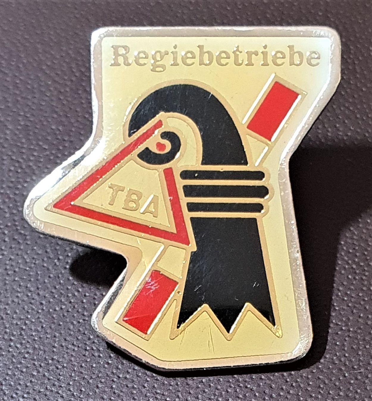Placchette & Badge: Q254 - Pin Regiebetriebe TBA Basel – Usato da Reinach BL venduto da Boston-Verkauf