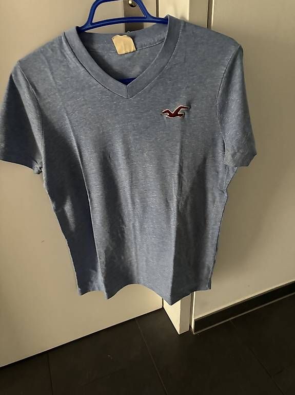 Camicie, T-shirt & Polo: Tshirts  – Usato da Oberdiessbach venduto da shan26 1