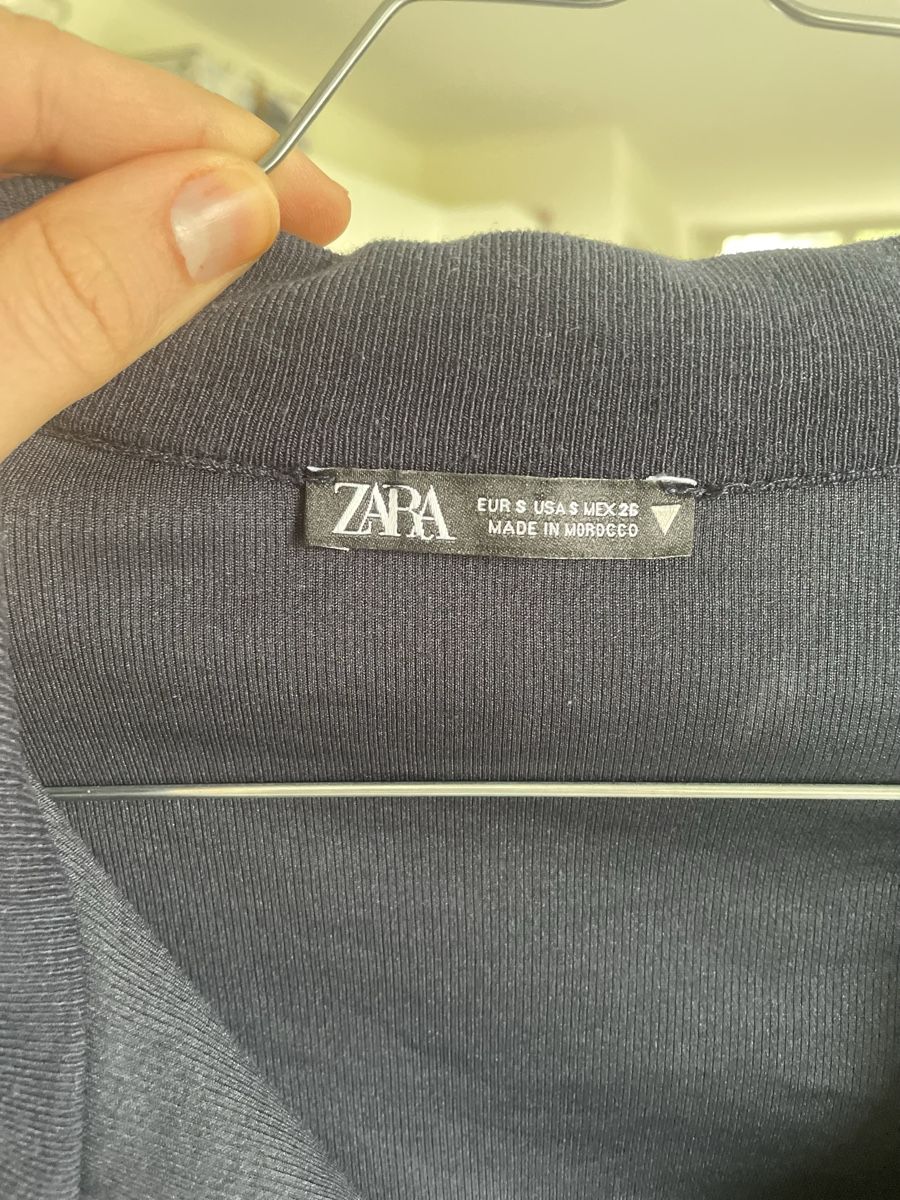 Zara Top: Zara Navy Long Sleeve Collared Bodysui – Usato da Zürich venduto da Michelle_m 1