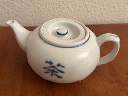 Yxhupot 500ml (5dl) Teekanne aus blau-weissem Porzellan