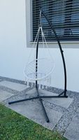 Hängesessel beige-weiss mit Metallgestell neuwertig