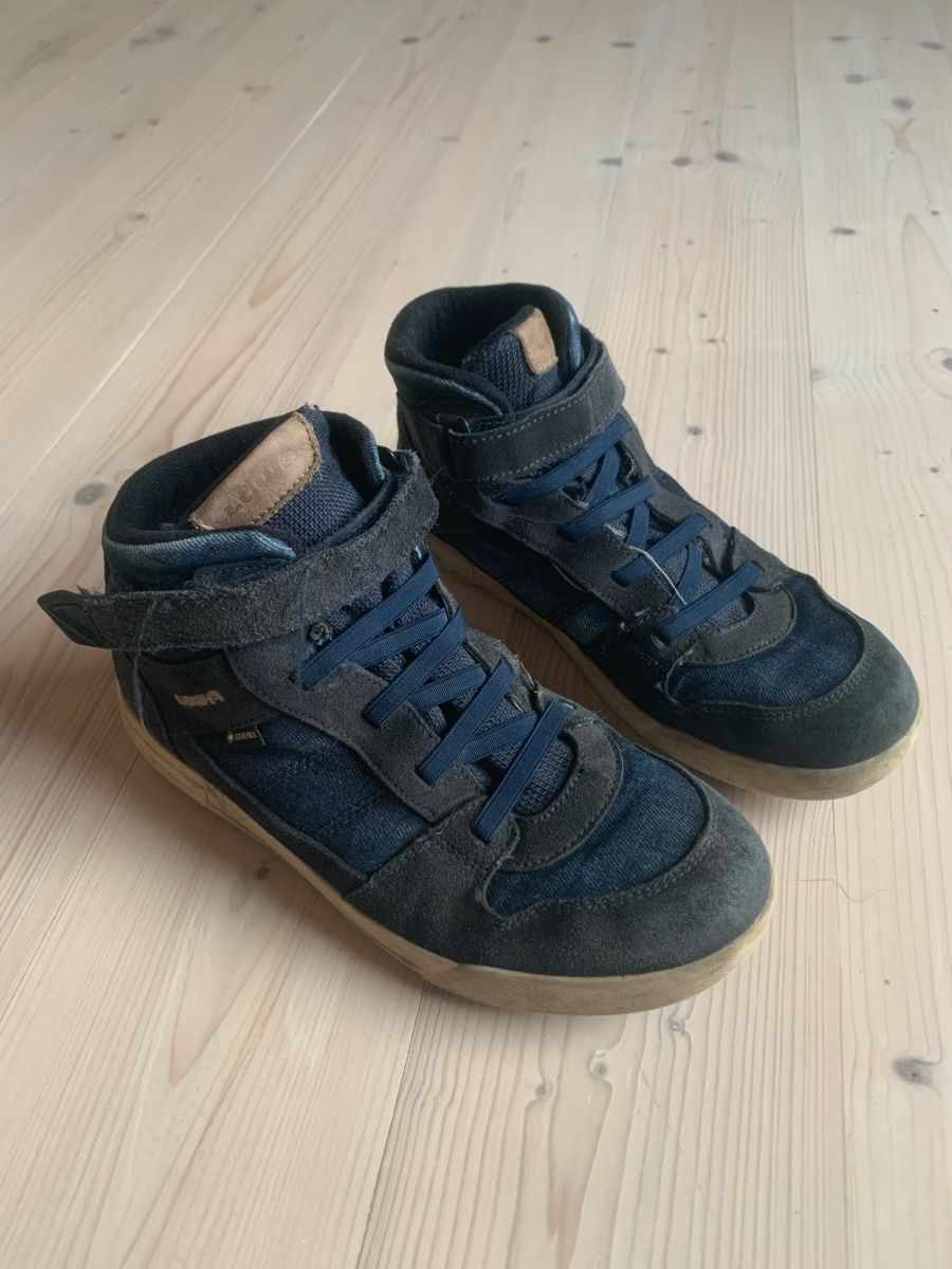 Lowa Scarpe per ragazzi: Lowa Winterschuhe Gr. 39 – Usato da Biberist venduto da coffee13