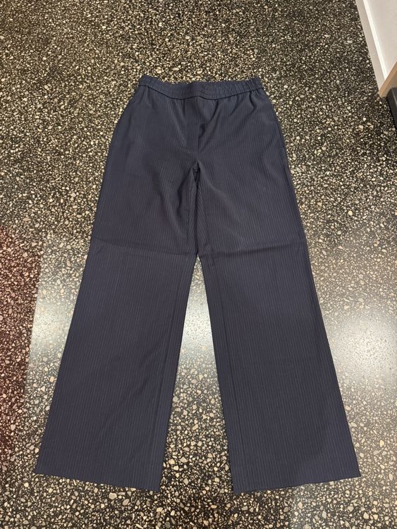 Cos Ensembles & Tailleurs: Cos navy blue suite size 36/38 – D'occasion à Zürich par gva_r9gs 3