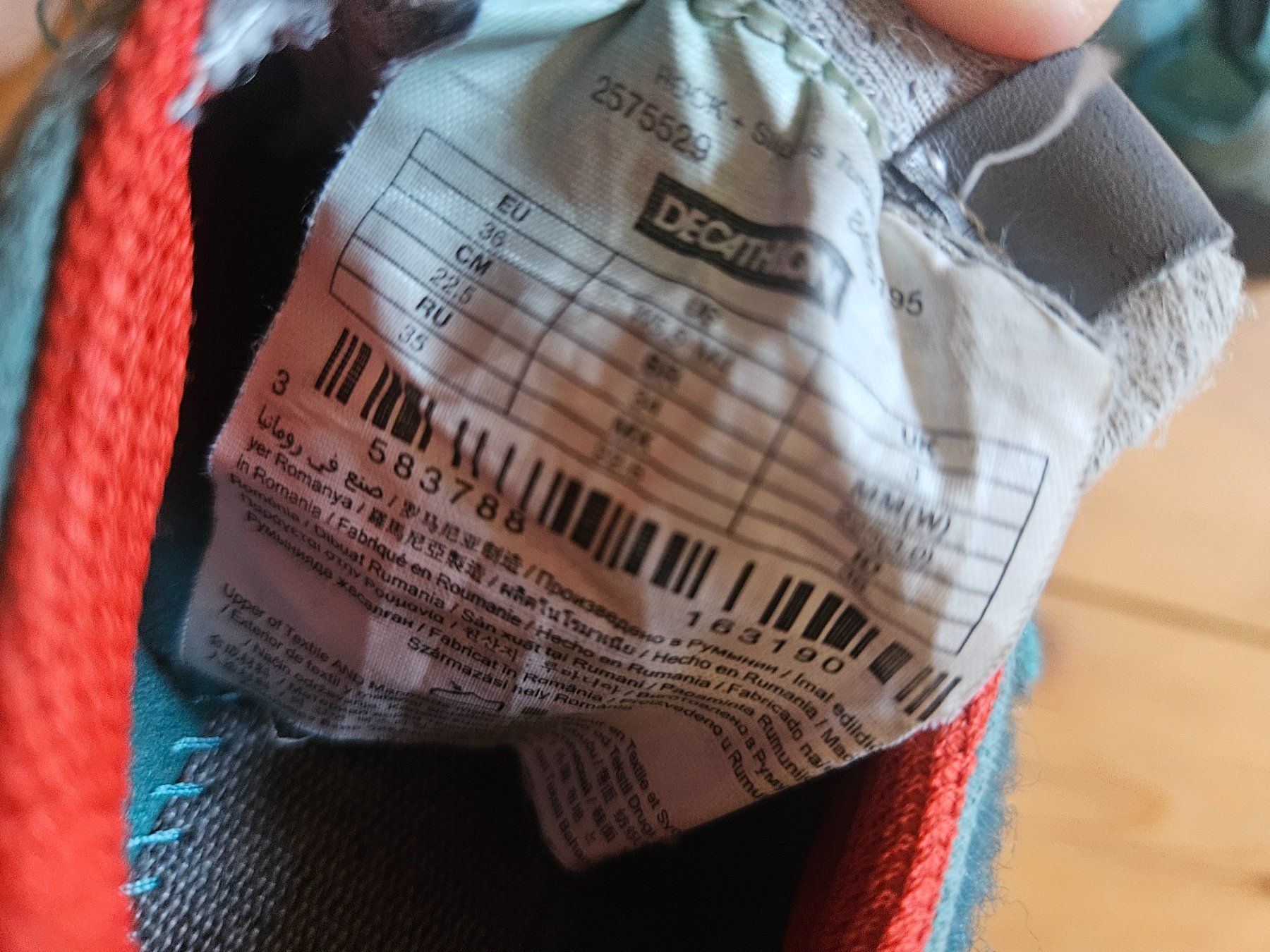 Decathlon Scarpe per ragazzi: Kinder Kletterfinken 36 simond – Usato da Rifferswil venduto da fle_5nqr 3