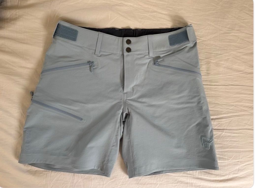 Norrøna Pantalons: Norrona Falketind flex hellblau gr M – Neuf (Voir description) à Laax GR par Outdoor_Jane