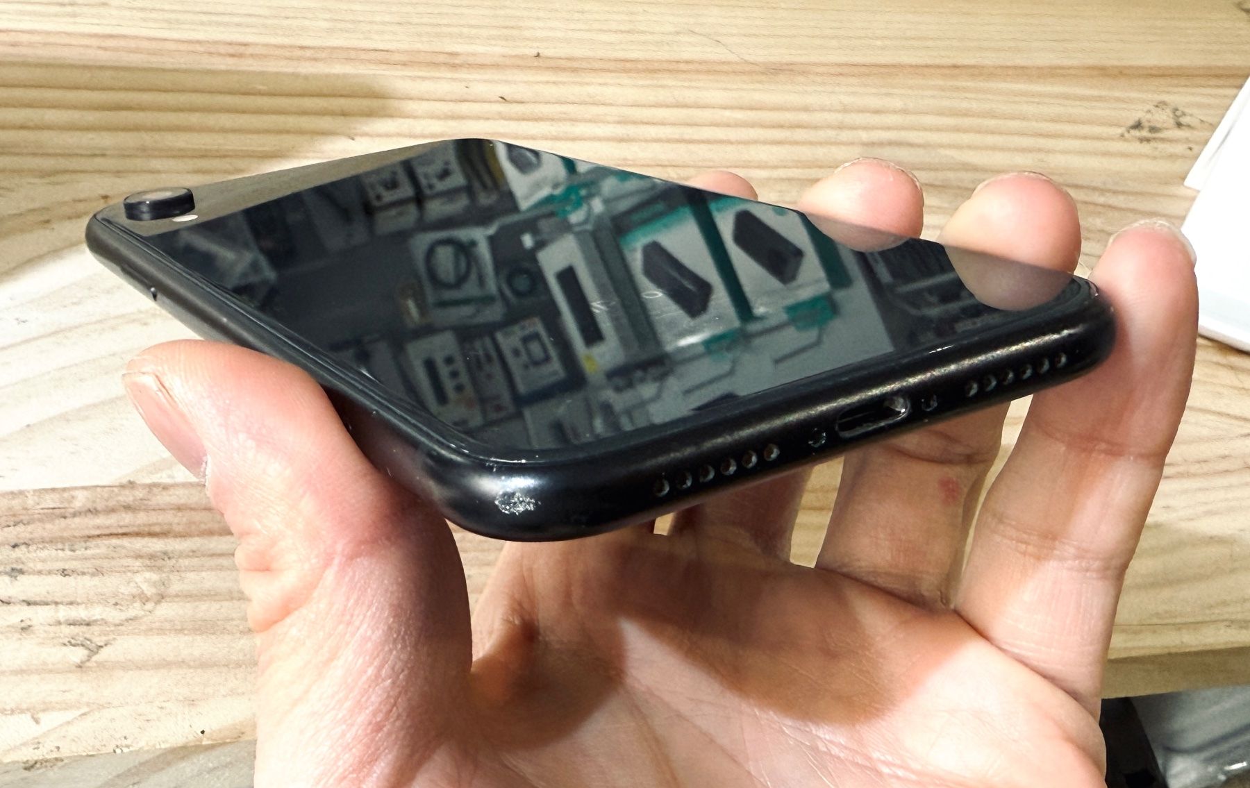 Apple Telefoni cellulari / Smartphones: Châssis complet iPhone XR d'occasion NOIR – Usato da Morges venduto da DA-repa 4