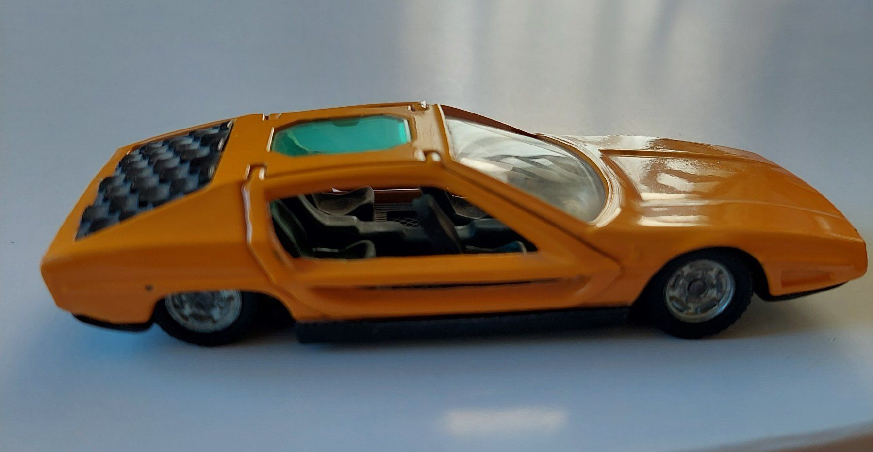 Lamborghini Modellini d'auto: Marzal- Lamborghini Bertone Orange, stand in der Vitrine – Nuovo (secondo la descrizione) da Veltheim AG venduto da fredy_richner 9