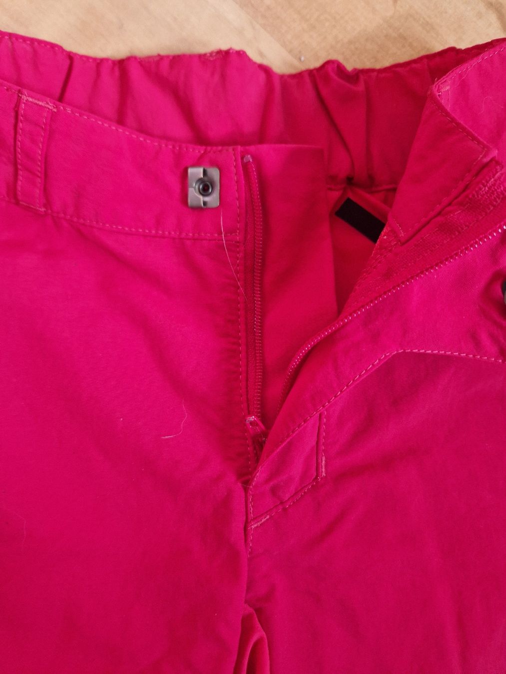 Vaude Pantaloni: Robuste Kinder Shorts Gr. 110/116, rot-schwarz – Nuovo (secondo la descrizione) da Weggis venduto da Oswadan 3