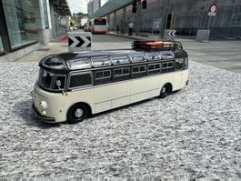 1:43 isobloc 648dp bus‪