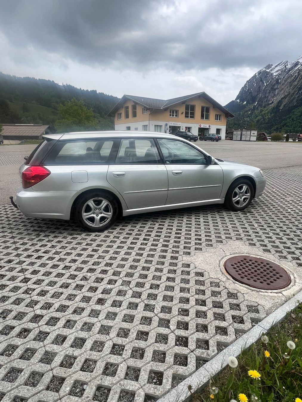 Subaru Automobili: Subaru Legacy 2.0 Benzin Automat – Usato da Oberiberg venduto da aut_h2vh 5