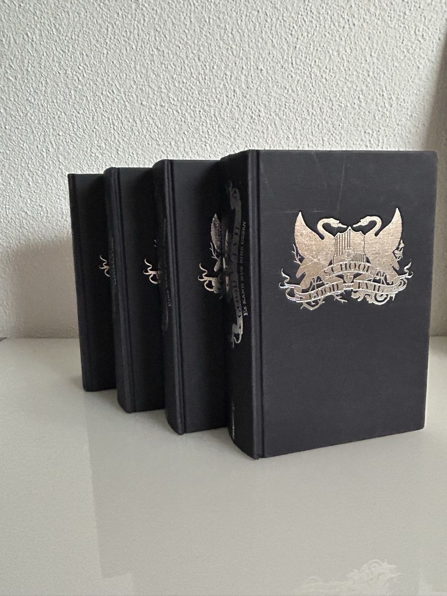Libri: School for Good and Evil Band 1-4 – Usato da Ebikon venduto da nao_vv6d 3