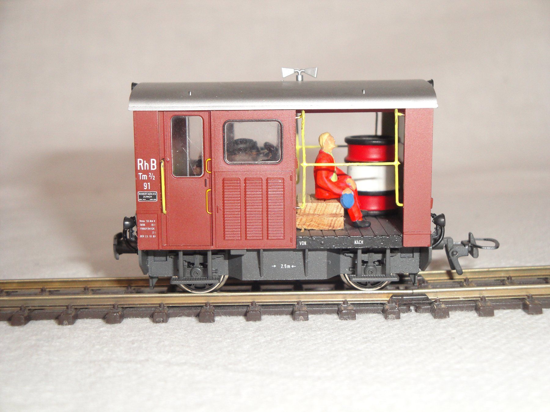 Bemo Modellini di ferrovie: Bemo RhB-Bahndiensttraktor Tm 2/2 91 – Nuovo e nell'imballaggio originale da Wolfwil venduto da heinzs3575