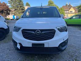 Opel Combo E D15DTH