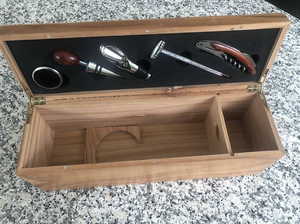 Altro in Decorazioni & Accessori: Wein Geschenkbox Holz neu – Nuovo e nell'imballaggio originale da Münsingen venduto da Moser99