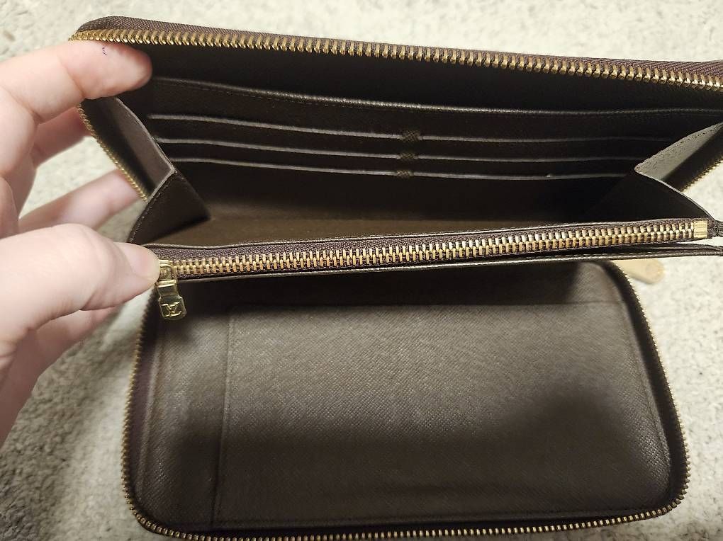 Louis Vuitton Portamonete: Louis Vuitton Zippy Organizer – Usato da Ottenbach venduto da RaRo 1