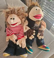 zwei lustige Bauchrednerpuppe