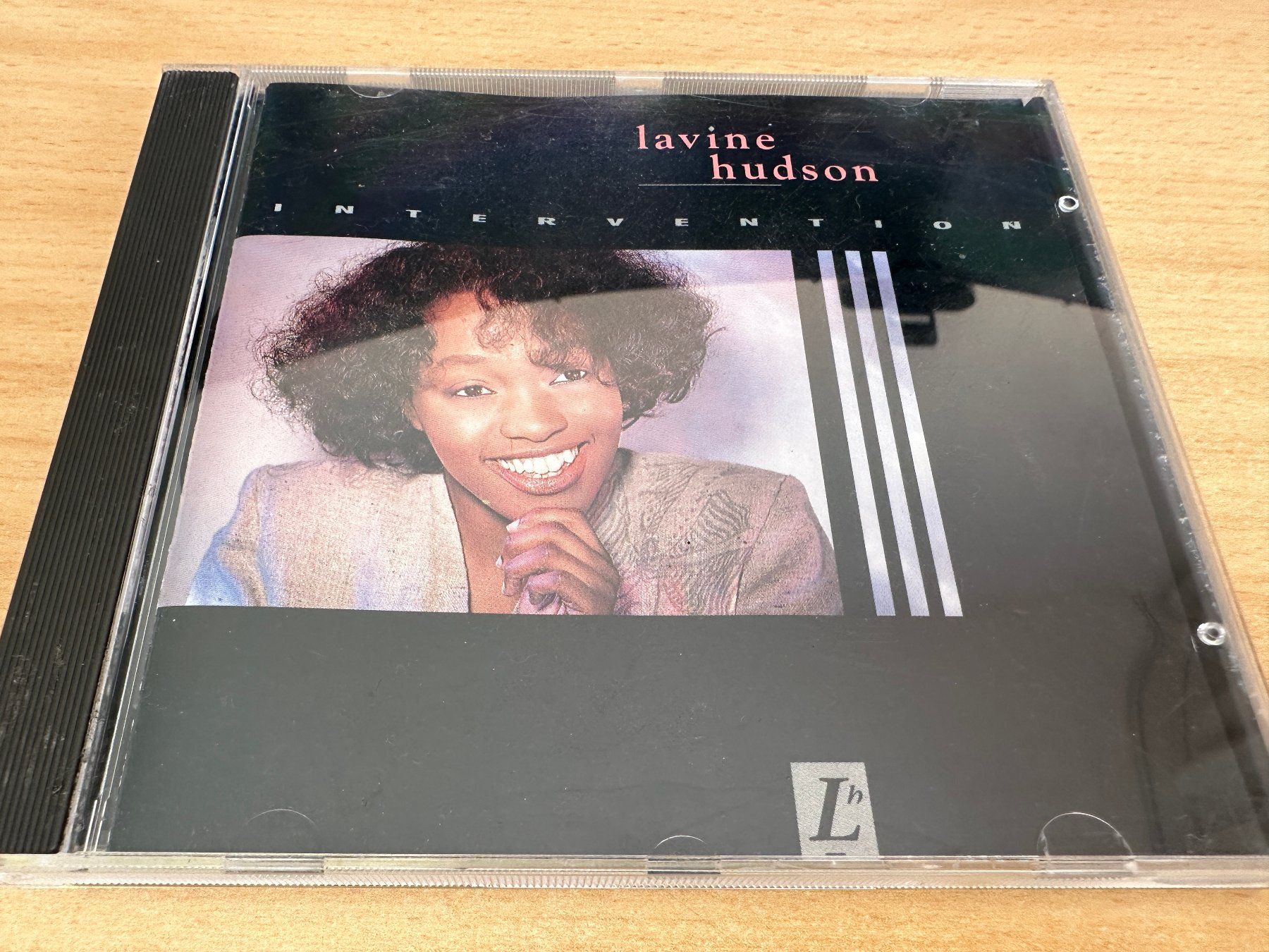 CD: Lavine Hudson – Intervention – Usato da Rikon im Tösstal venduto da Alpenmutz