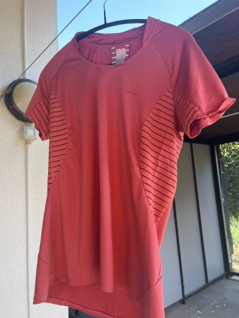 Damen T-Shirt koralle Grösse M guter Zustand