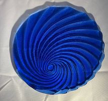 Königsblaue Teller mit Wirbel 6 Stück