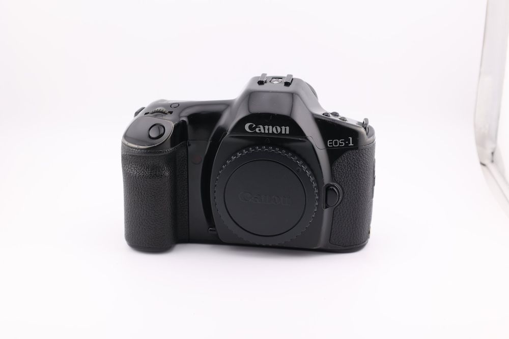 Canon Appareil photo: Canon EOS-1 analog Filmkamera – D'occasion à Eichberg par henrikinch
