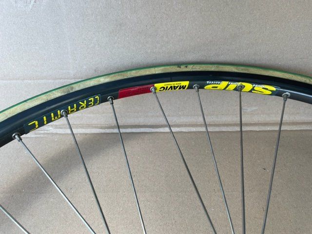 roue arriere velo course 28 Acheter sur Ricardo