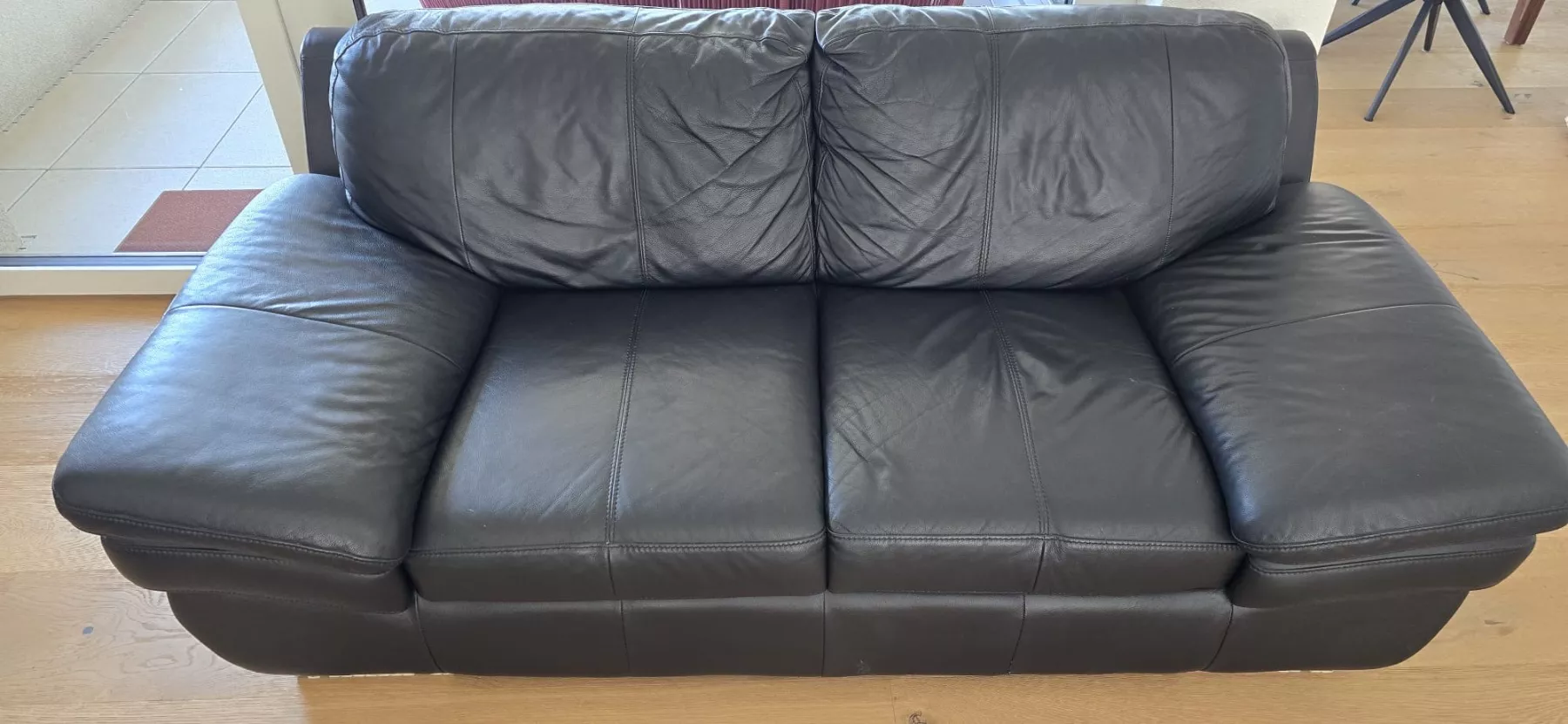 Farben: 3 er und 2er Leder Sofas – Gebraucht aus Richterswil von Preagg2014 2
