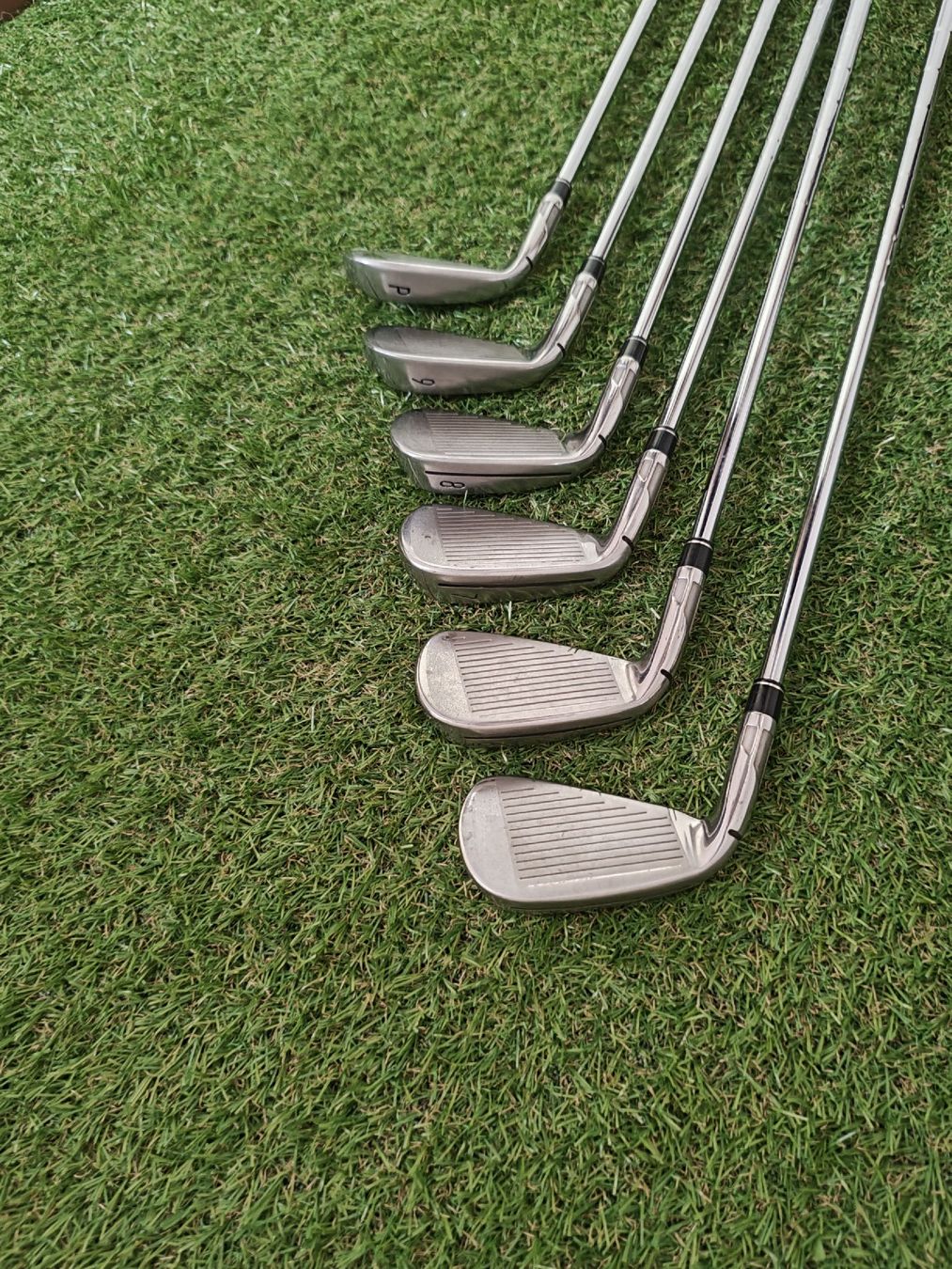Taylor Made Clubs & Sets: TaylorMade SIM MAX Eisen 5-PW, Stahlschaft KBS MAX 85 Stiff – D'occasion à Uerikon par Chreggus_Golfshop 5